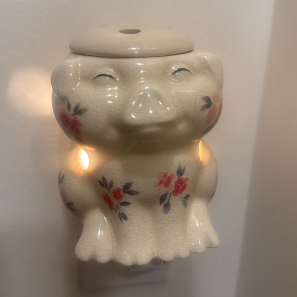 ScentSationals Wilber The Pig Accent Mini Wax Plug In Warmer Floral Farmhouse - Picture 6 of 8